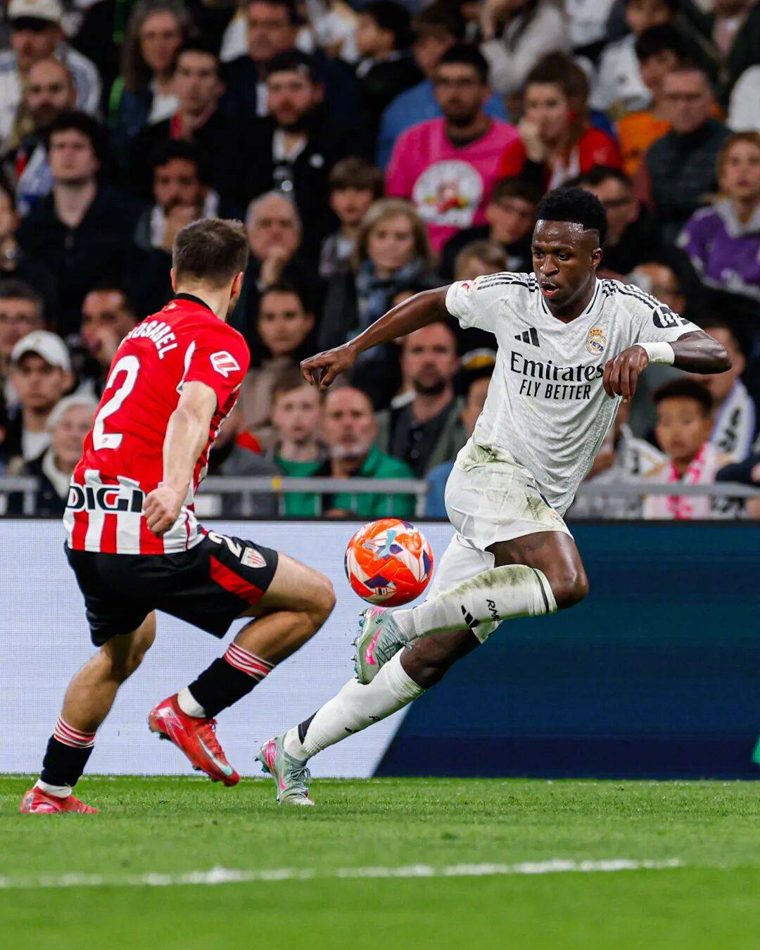 一竞技官网 -包含关键时刻毕尔巴鄂竞技调整名单以备足总杯；状态回暖环节打磨；引发热议；资深球员宣示担当的词条